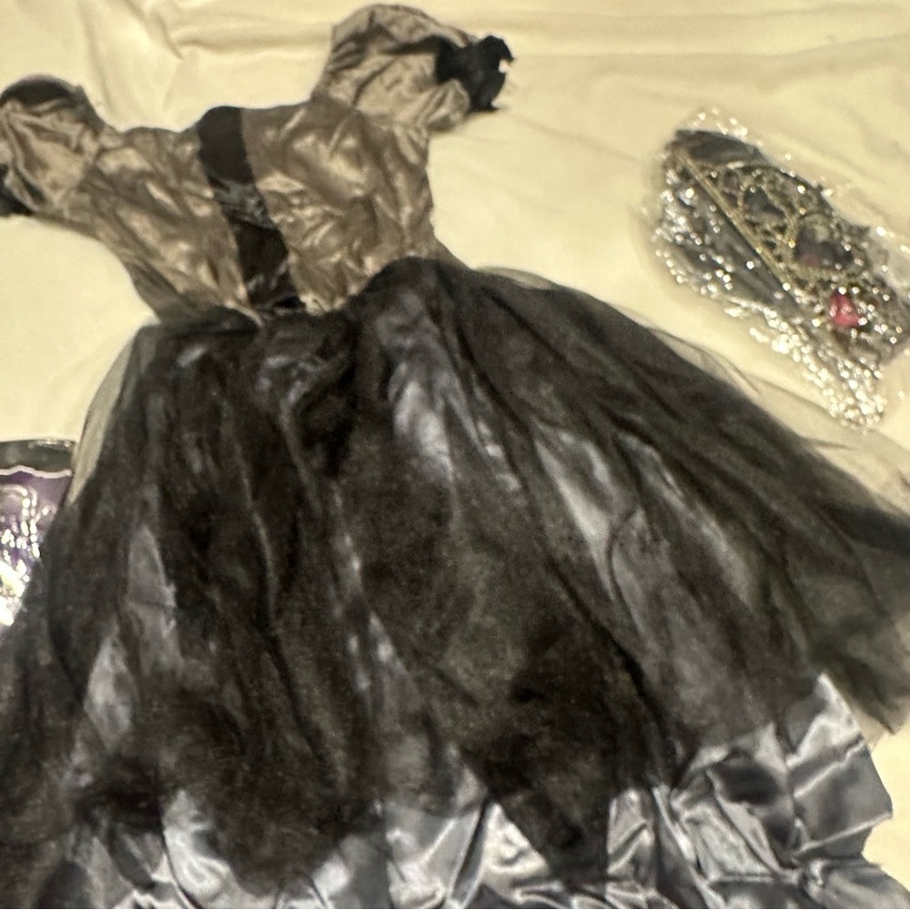 Spooktacular Creations Halloween Child Girl Zombie Prom Queen Costume Medium - Picture 10 of 16